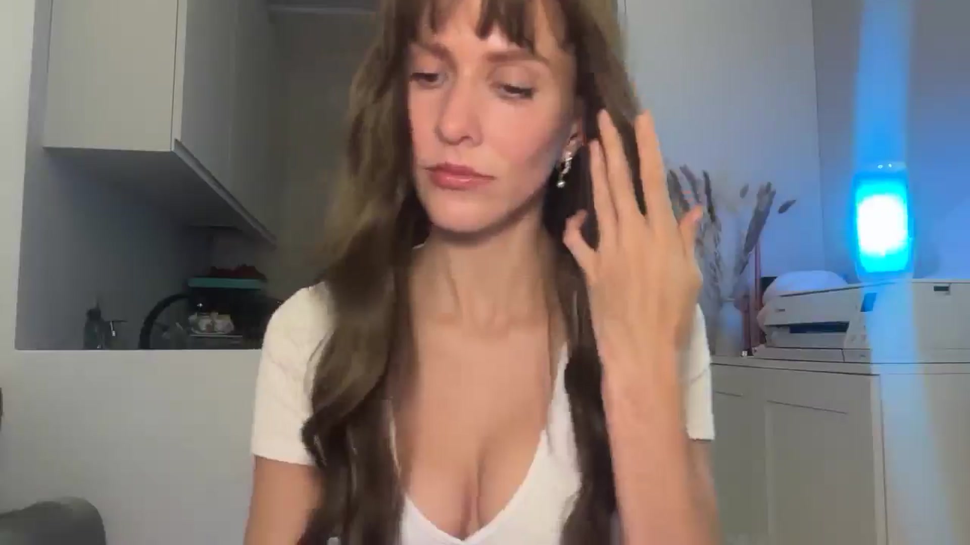 Gallery image thumbnail from Mia_Na's myfreecams stream on, 04/12/2026, 20:14 image 8 of 20