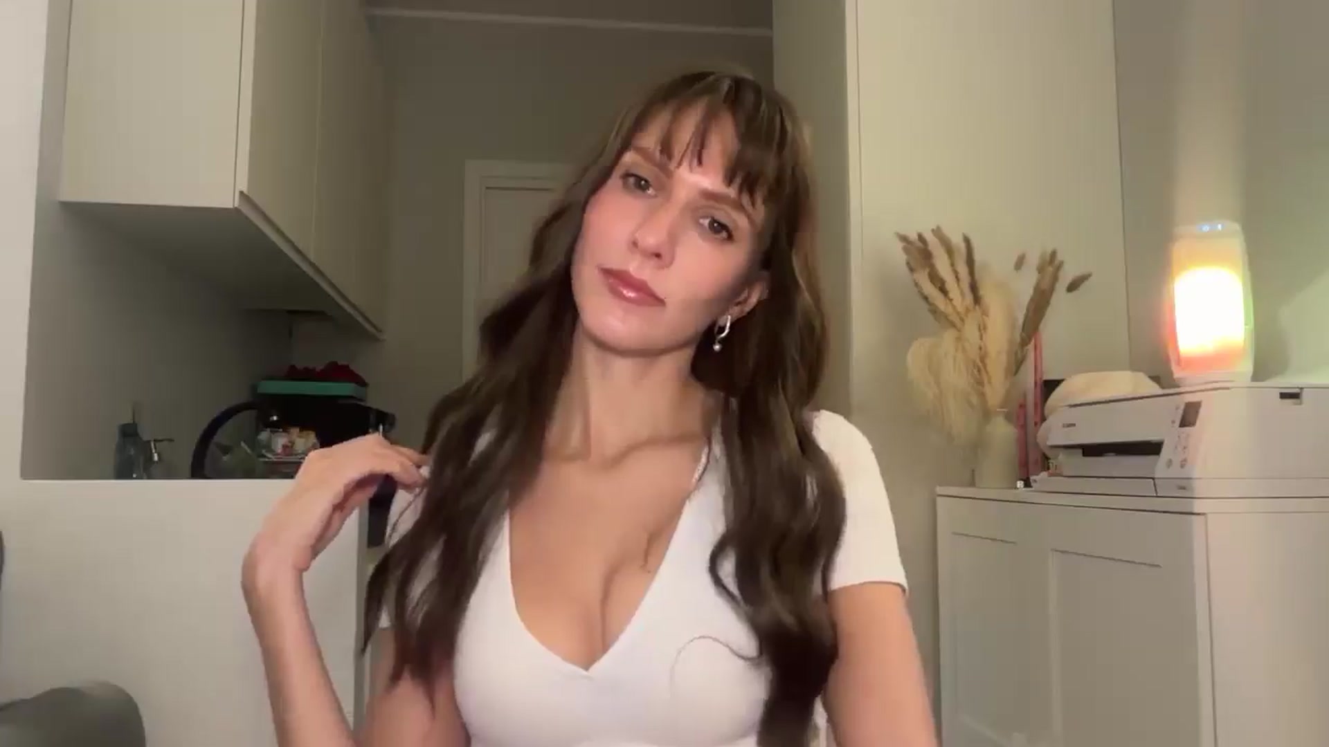 Gallery image thumbnail from Mia_Na's myfreecams stream on, 04/12/2026, 20:14 image 9 of 20