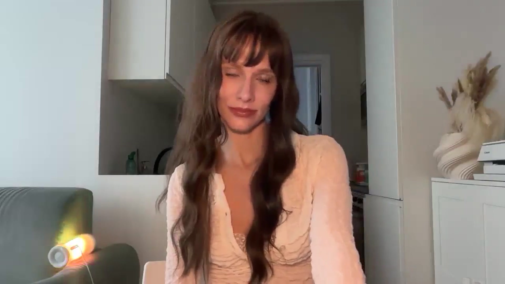 Gallery image thumbnail from Mia_Na's myfreecams stream on, 04/29/2026, 14:03 image 3 of 20