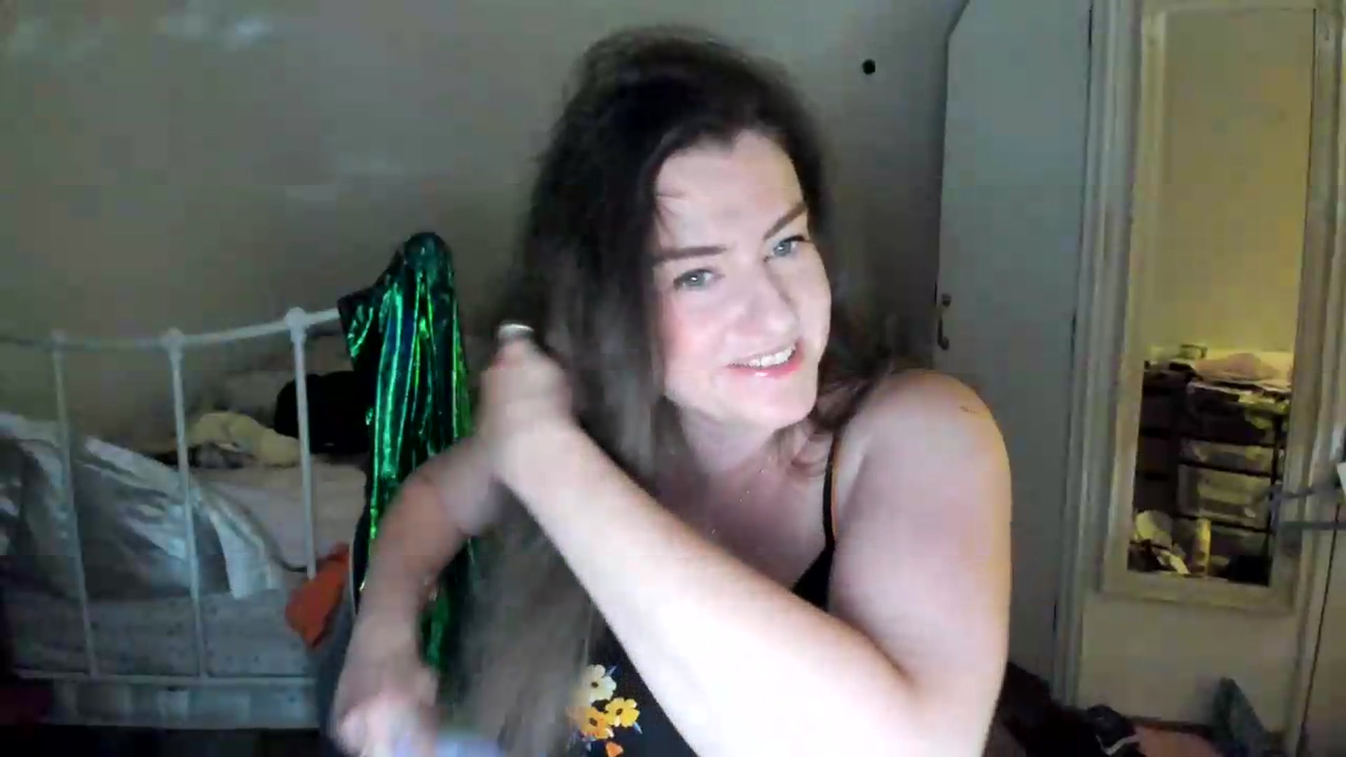 Gallery image thumbnail from Mia_Snow's myfreecams stream on, 07/28/2026, 15:54 image 12 of 20