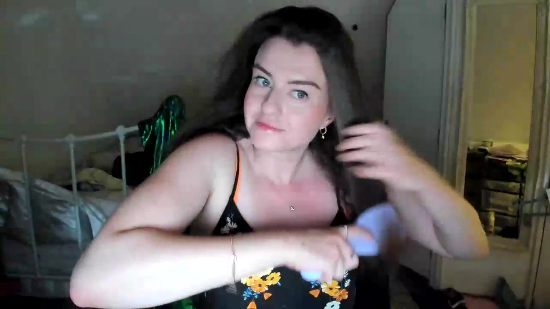 Gallery image thumbnail from Mia_Snow's myfreecams stream on, 07/28/2026, 15:54 image 7 of 20