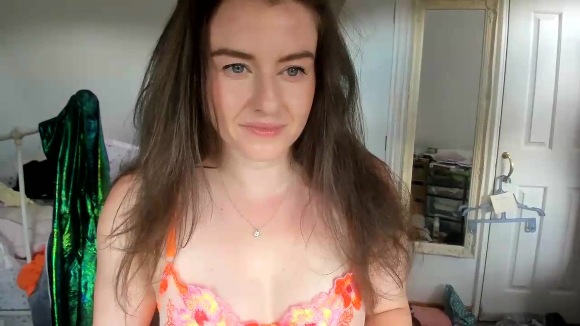 Gallery image thumbnail from Mia_Snow's myfreecams stream on, 07/28/2026, 17:05 image 11 of 20