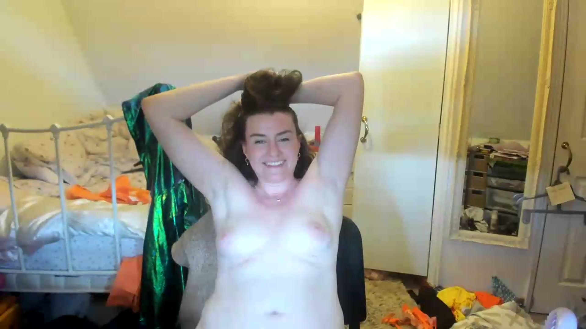 Gallery image thumbnail from Mia_Snow's myfreecams stream on, 08/01/2026, 16:32 image 20 of 20