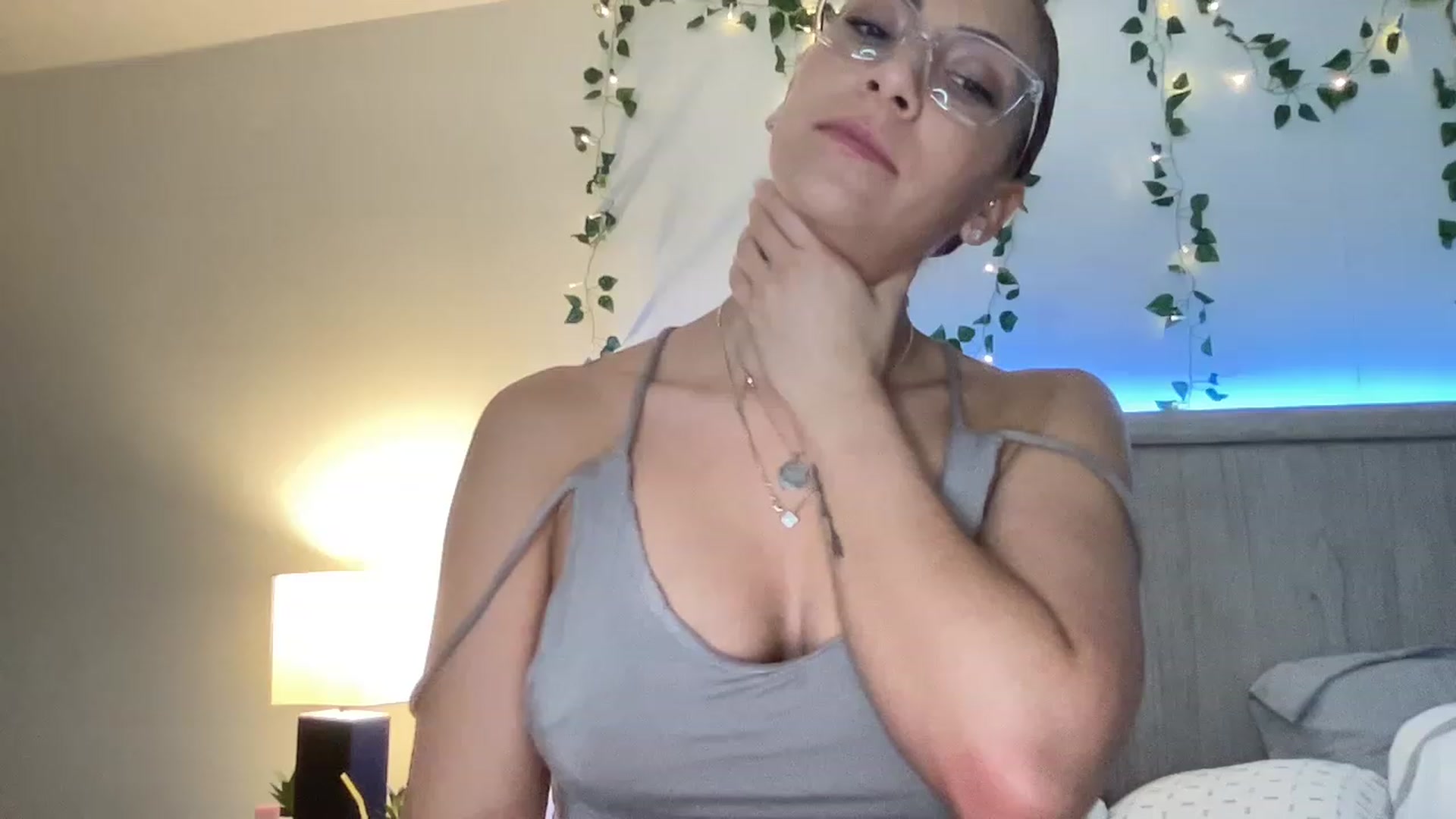 Gallery image thumbnail from Mia_Styles's myfreecams stream on, 02/10/2023, 04:51 image 14 of 20