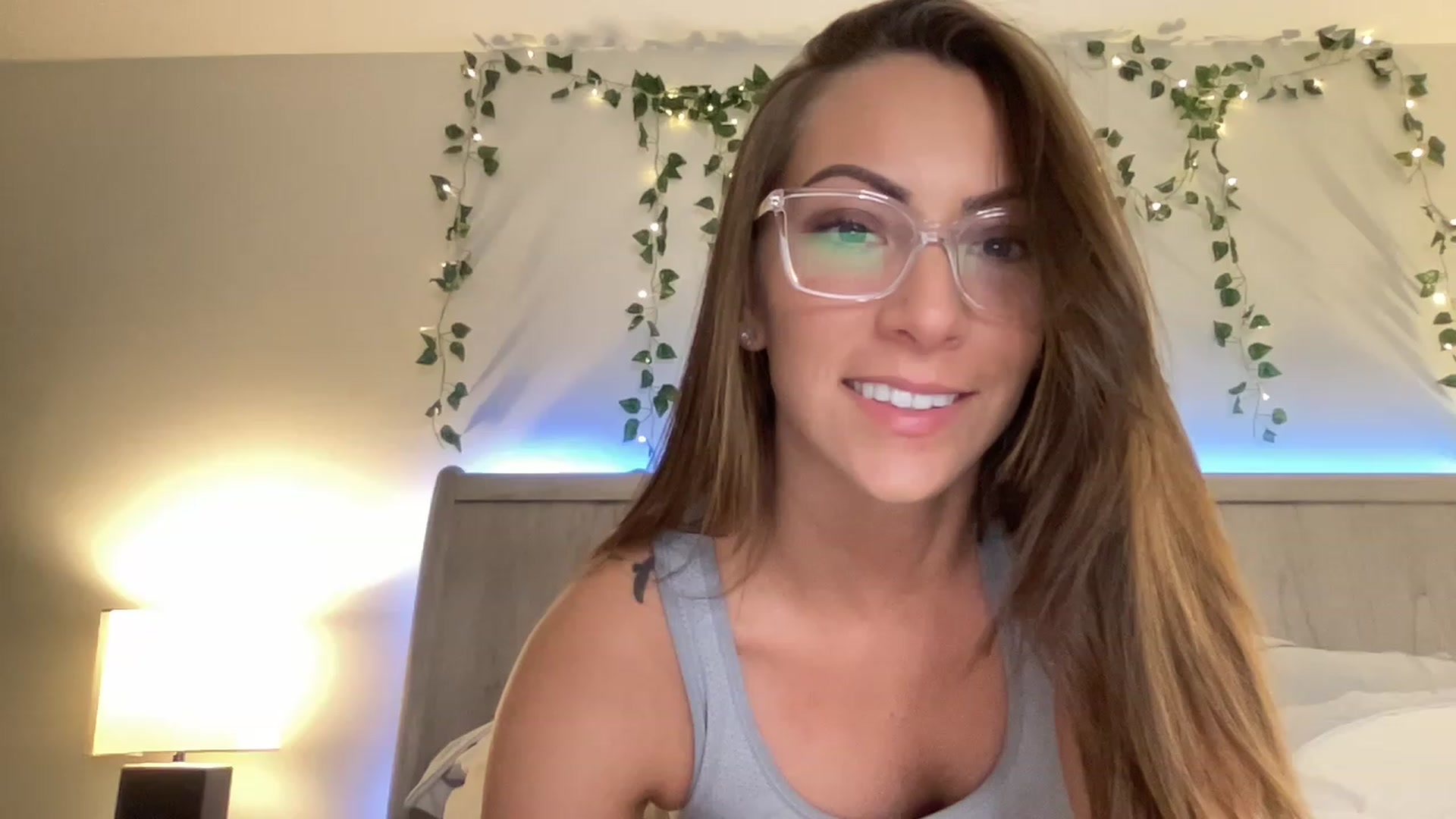 Gallery image thumbnail from Mia_Styles's myfreecams stream on, 02/16/2023, 01:58 image 14 of 20