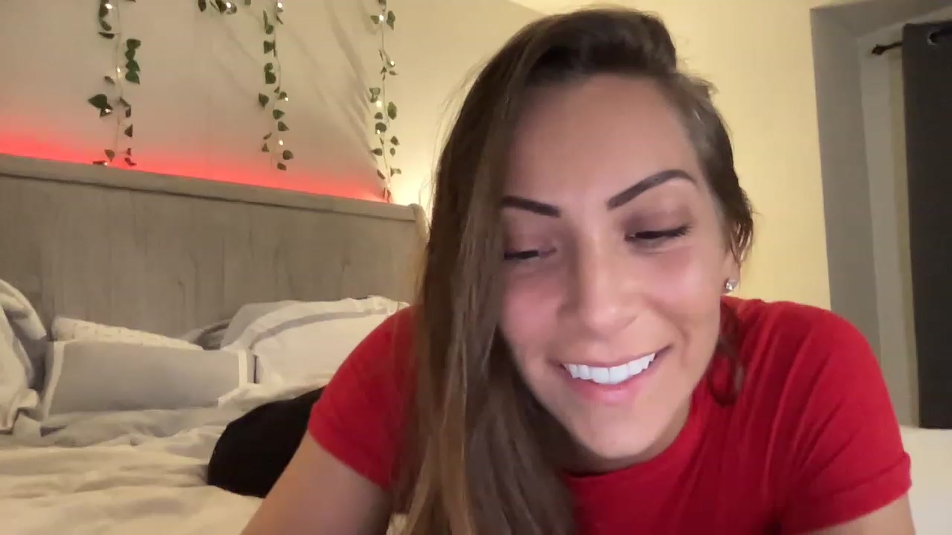 Gallery image thumbnail from Mia_Styles's myfreecams stream on, 02/20/2023, 23:59 image 5 of 20