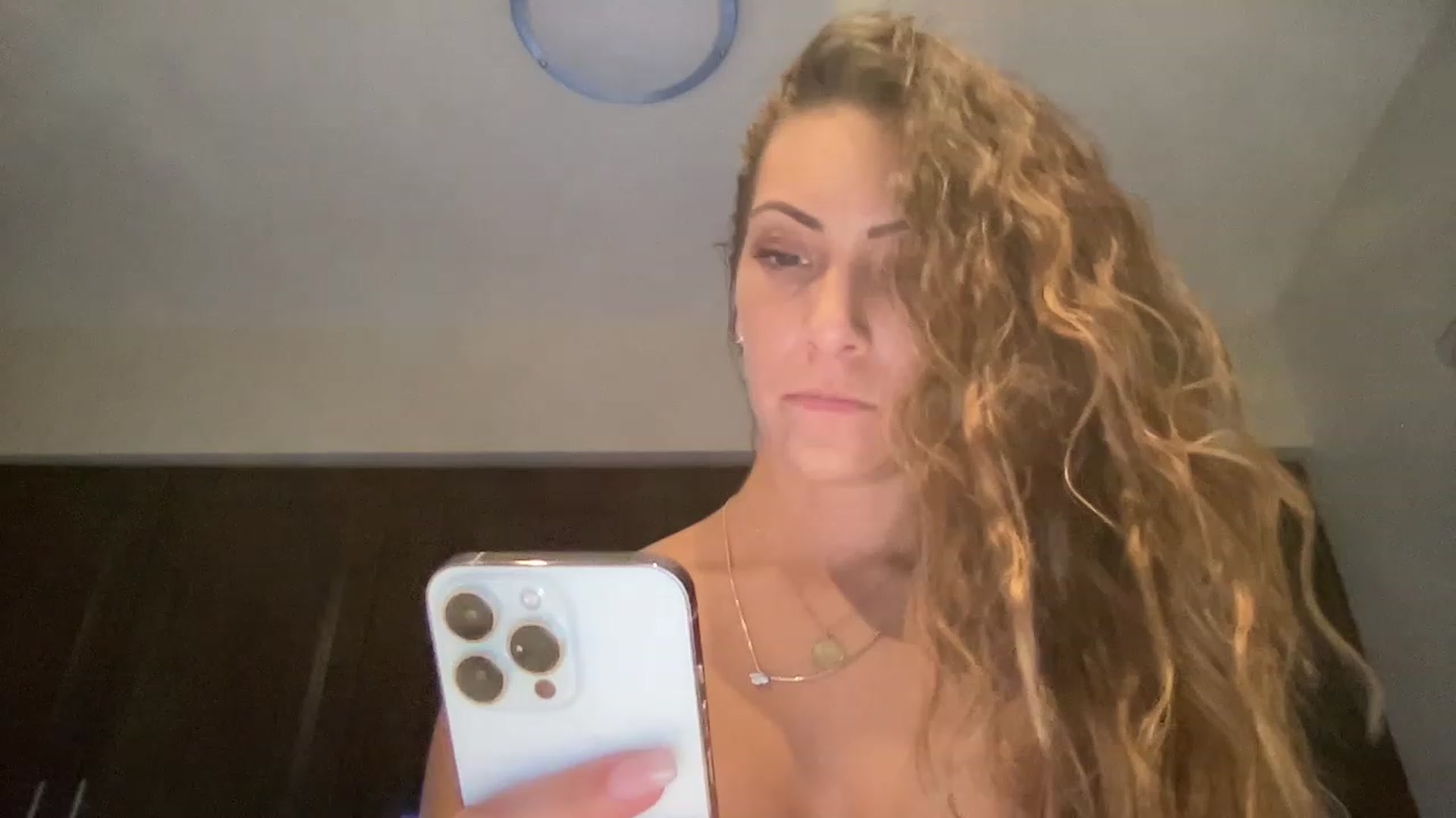 Gallery image thumbnail from Mia_Styles's myfreecams stream on, 03/12/2023, 06:16 image 16 of 20