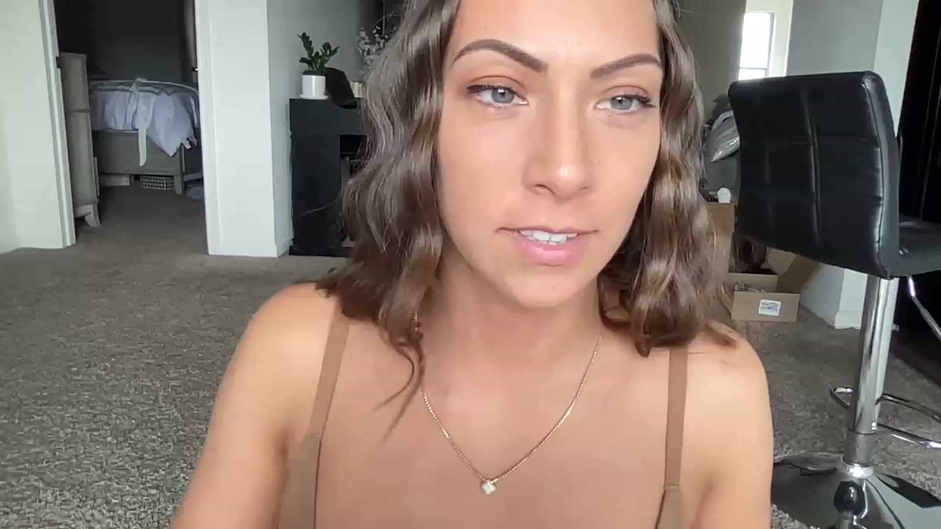 Gallery image thumbnail from Mia_Styles's myfreecams stream on, 03/23/2023, 18:49 image 1 of 20
