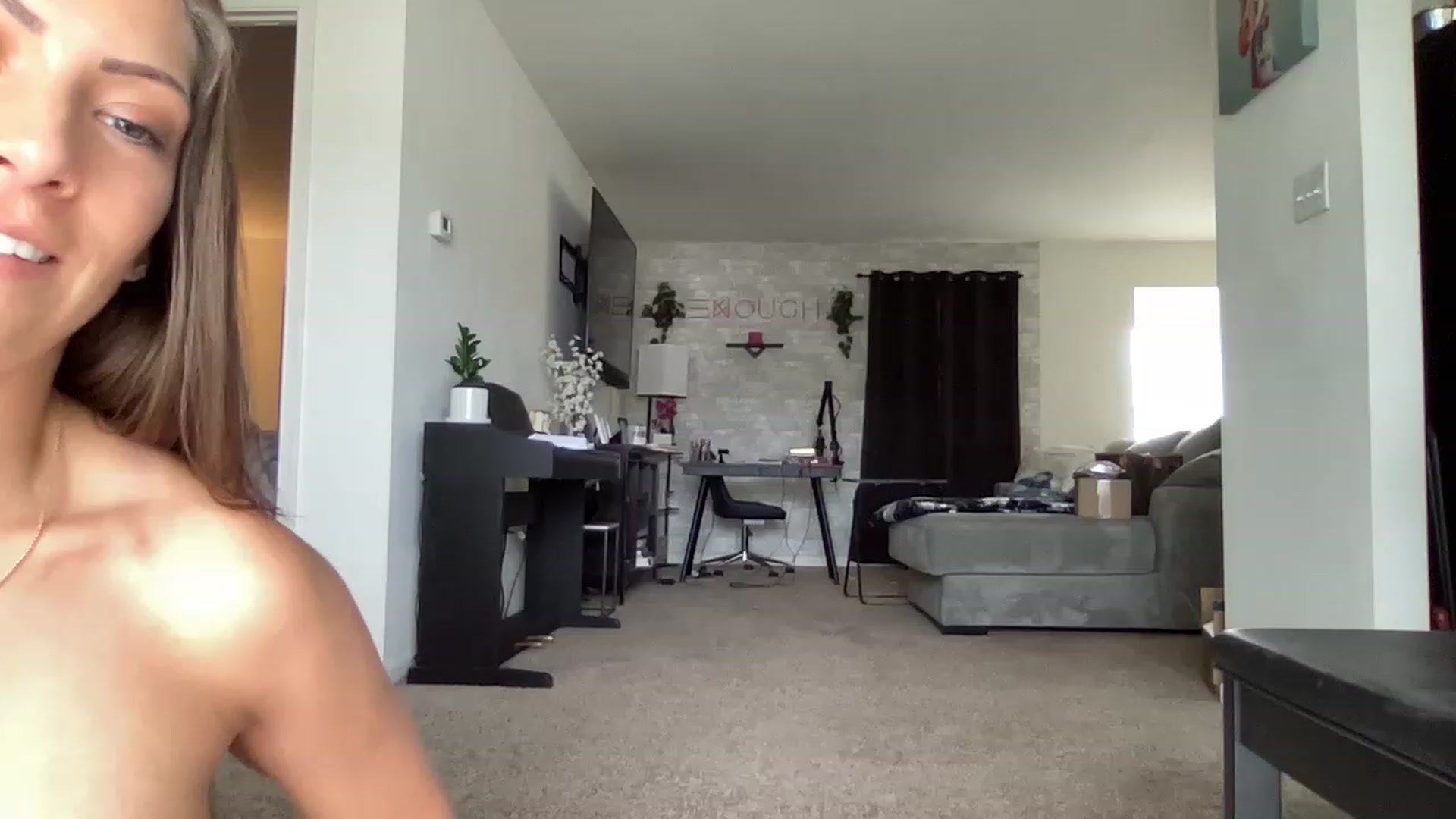 Gallery image thumbnail from Mia_Styles's myfreecams stream on, 04/07/2023, 17:12 image 18 of 20