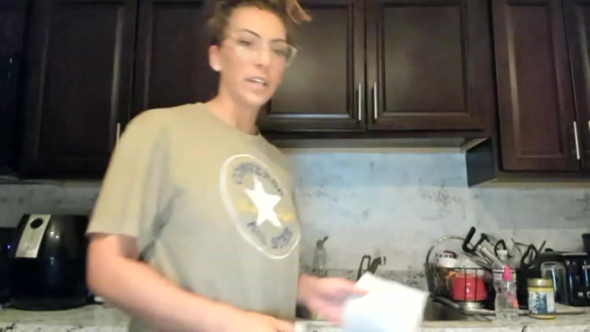 Gallery image thumbnail from Mia_Styles's myfreecams stream on, 04/16/2023, 03:18 image 10 of 20