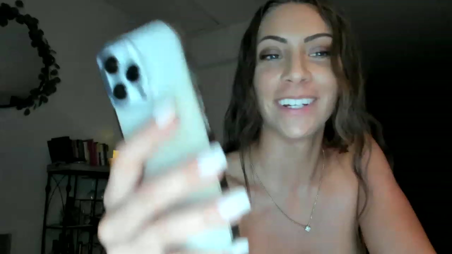 Gallery image thumbnail from Mia_Styles's myfreecams stream on, 04/17/2023, 02:00 image 12 of 20