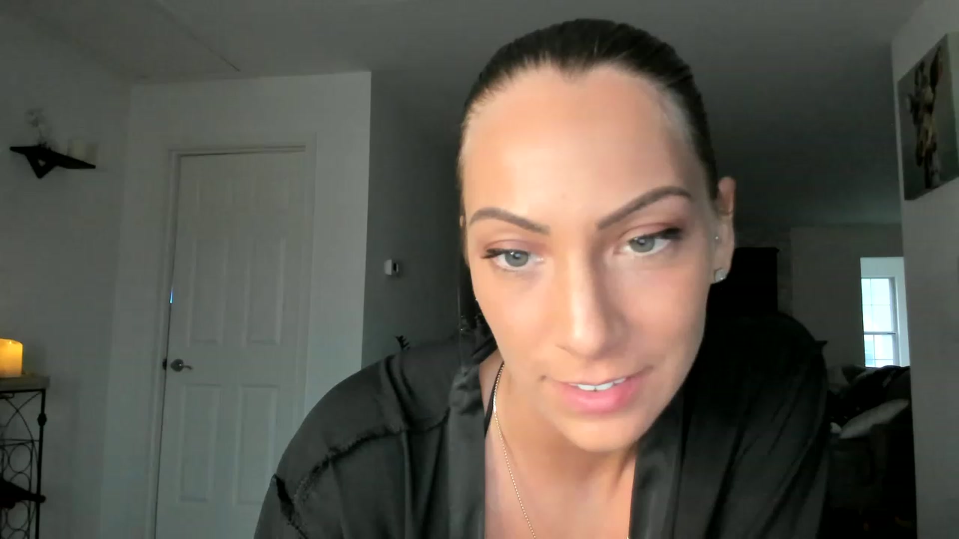 Gallery image thumbnail from Mia_Styles's myfreecams stream on, 04/23/2023, 24:18 image 13 of 20