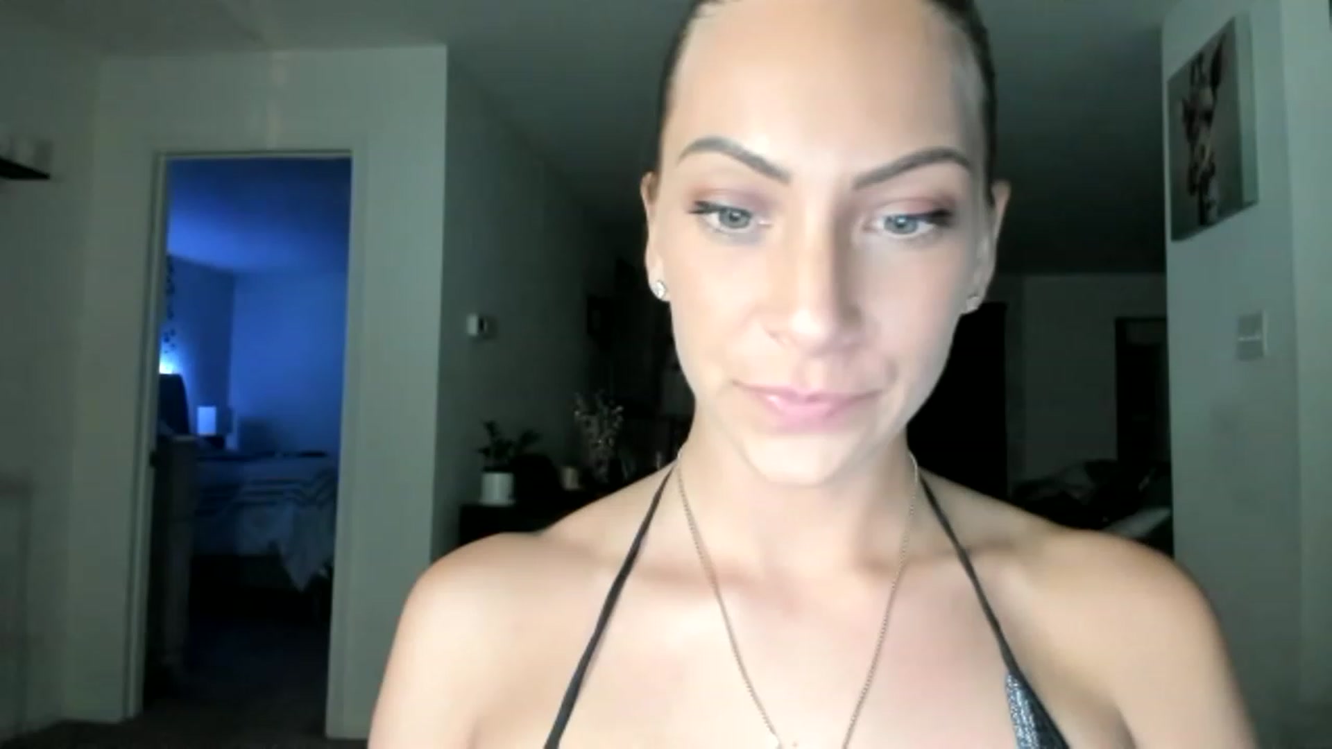 Gallery image thumbnail from Mia_Styles's myfreecams stream on, 04/23/2023, 02:17 image 11 of 20