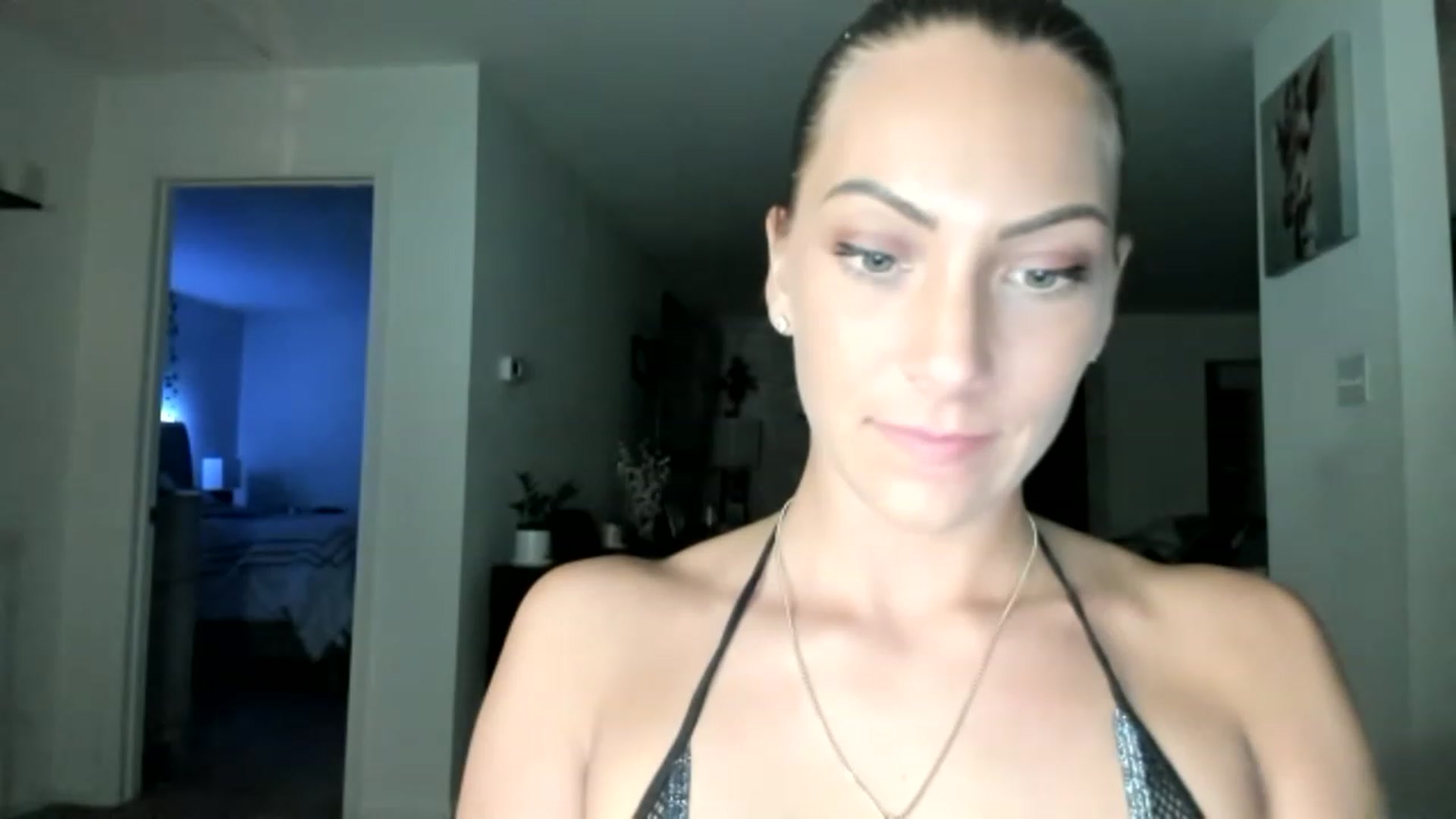Gallery image thumbnail from Mia_Styles's myfreecams stream on, 04/23/2023, 02:17 image 9 of 20