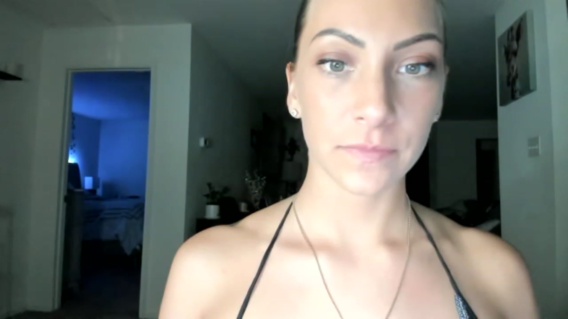 Gallery image thumbnail from Mia_Styles's myfreecams stream on, 04/23/2023, 02:17 image 10 of 20