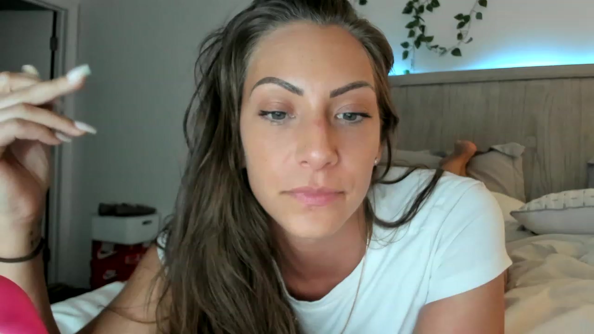 Gallery image thumbnail from Mia_Styles's myfreecams stream on, 04/25/2023, 01:55 image 3 of 20