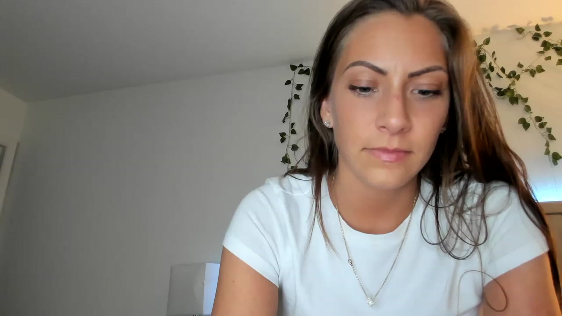 Gallery image thumbnail from Mia_Styles's myfreecams stream on, 04/25/2023, 02:55 image 12 of 20