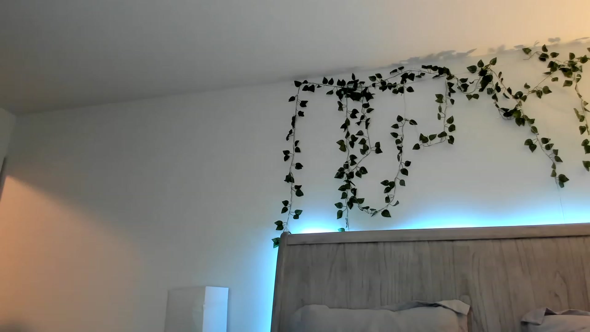 Gallery image thumbnail from Mia_Styles's myfreecams stream on, 04/25/2023, 02:55 image 17 of 20