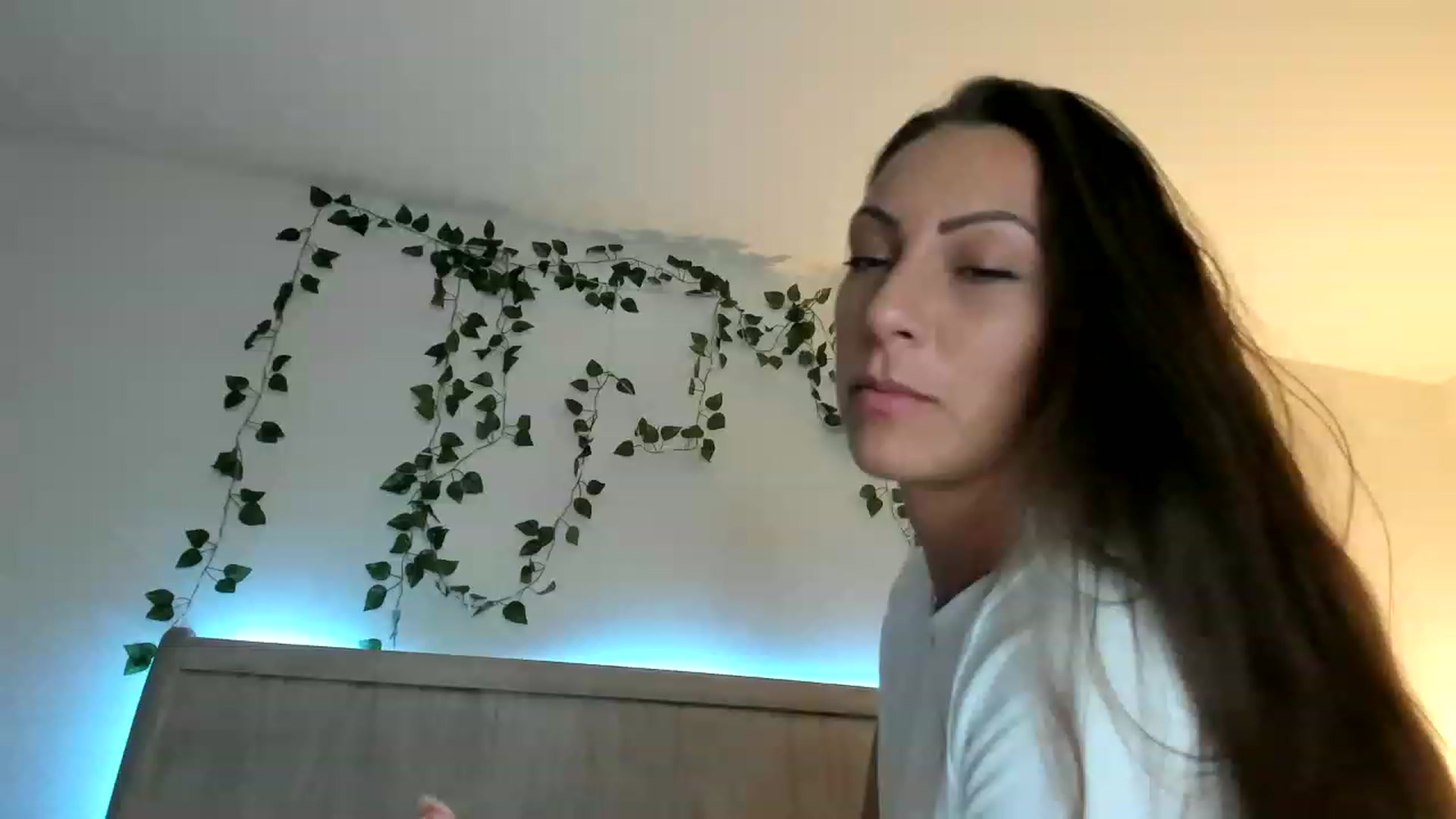 Gallery image thumbnail from Mia_Styles's myfreecams stream on, 04/25/2023, 03:29 image 5 of 20
