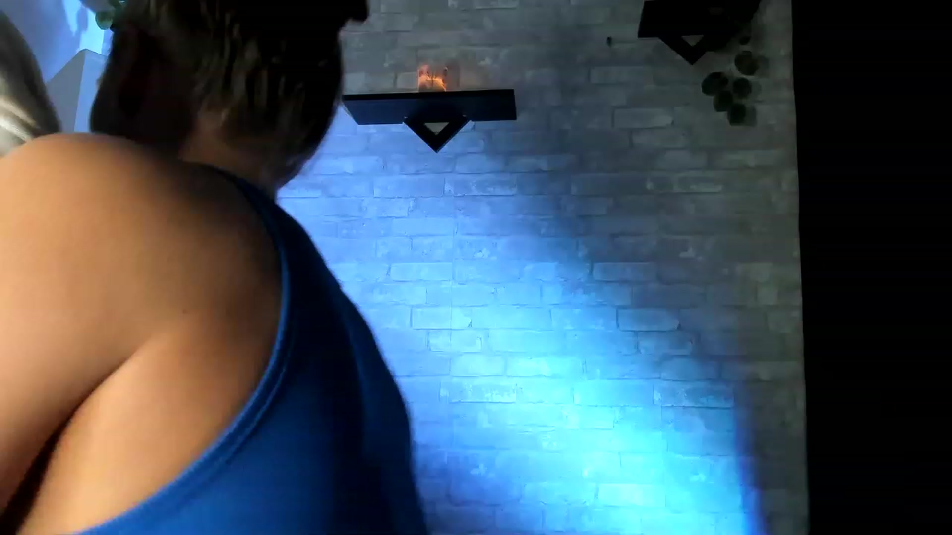 Gallery image thumbnail from Mia_Styles's myfreecams stream on, 04/29/2023, 23:48 image 10 of 20