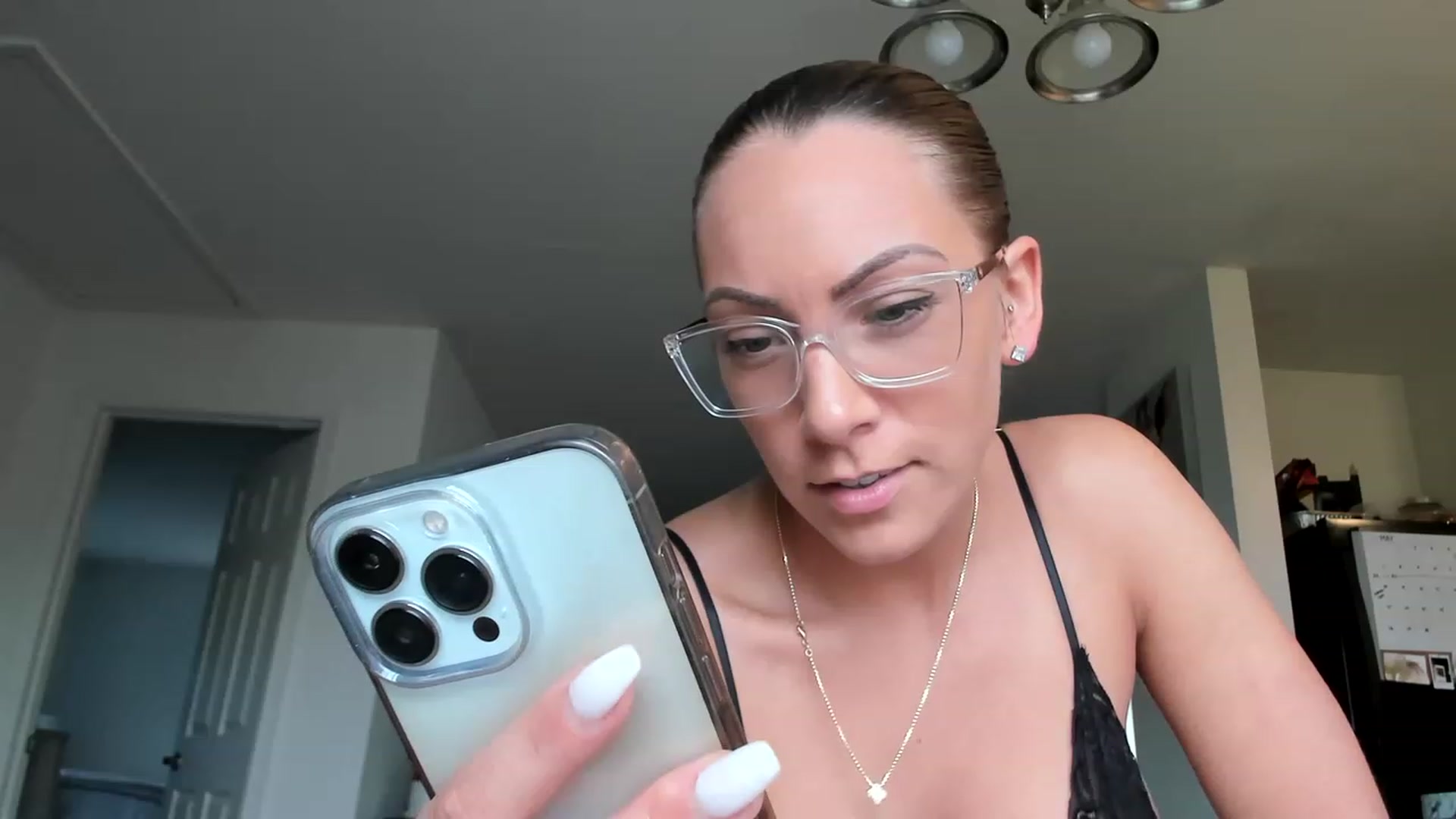 Gallery image thumbnail from Mia_Styles's myfreecams stream on, 04/30/2023, 20:11 image 9 of 20