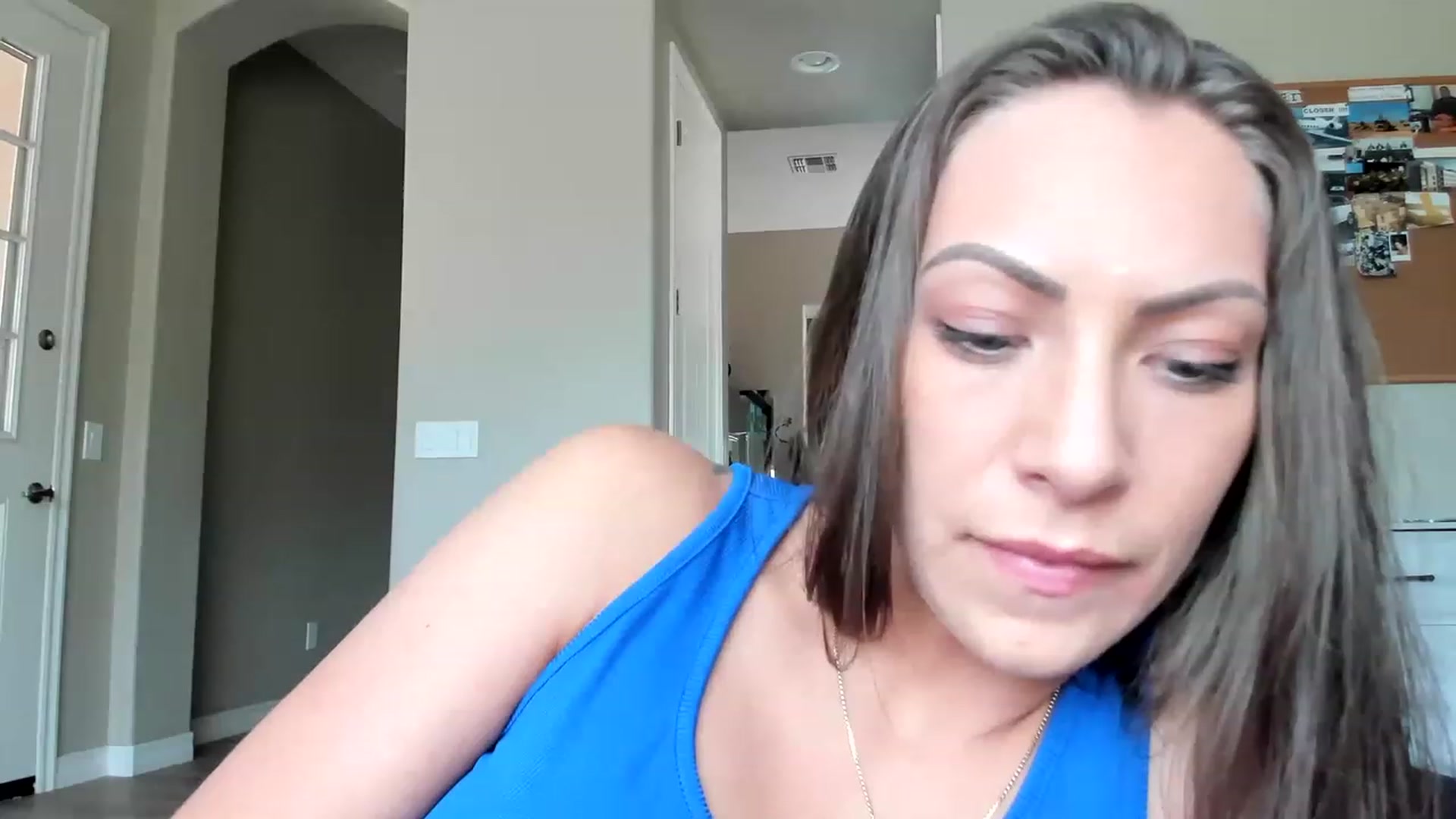 Gallery image thumbnail from Mia_Styles's myfreecams stream on, 06/04/2023, 18:19 image 8 of 20