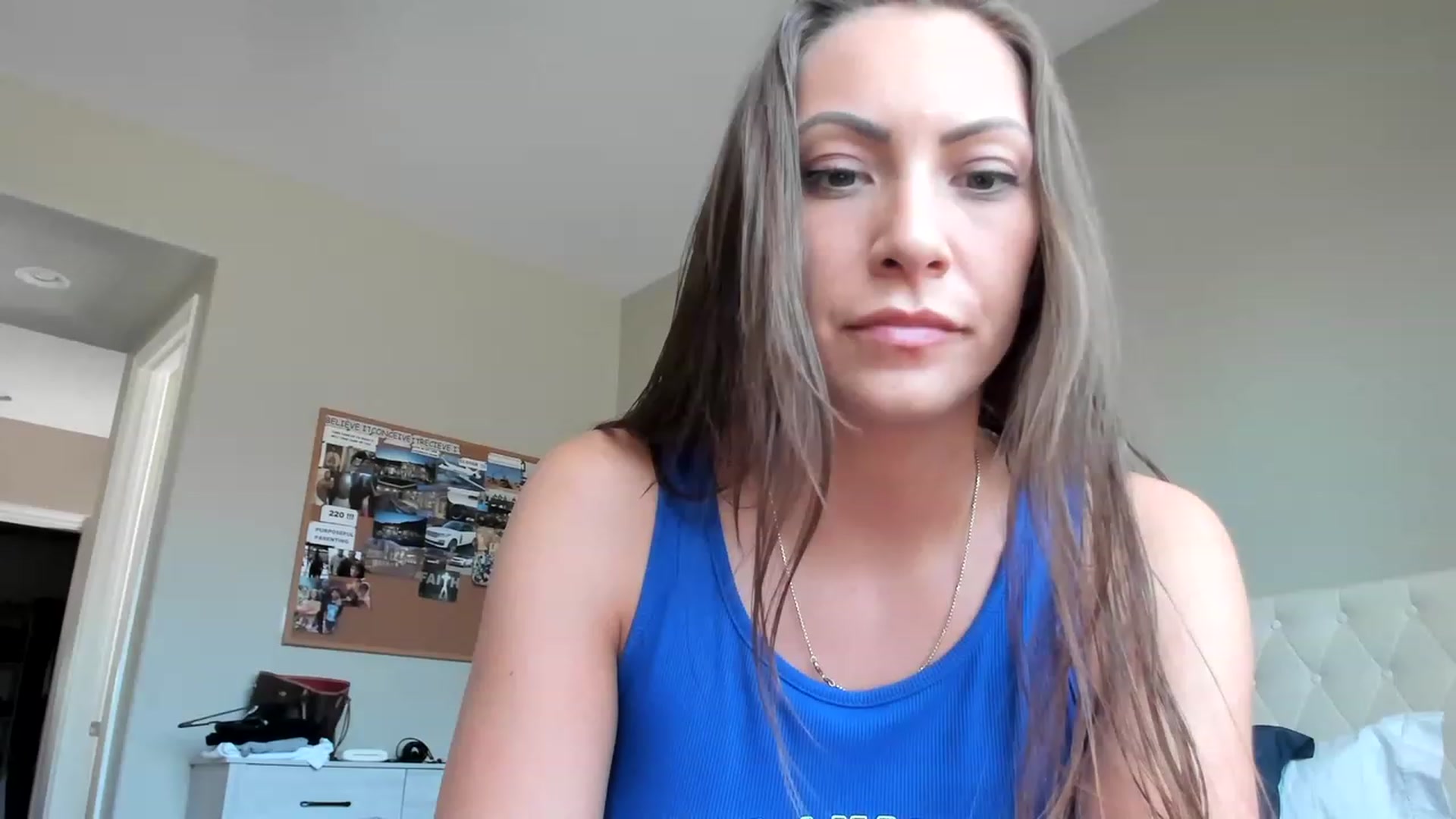 Gallery image thumbnail from Mia_Styles's myfreecams stream on, 06/04/2023, 19:31 image 16 of 20