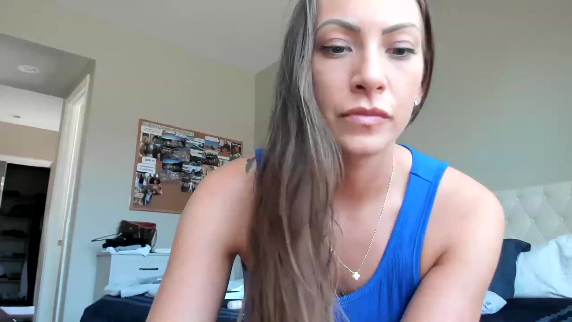 Gallery image thumbnail from Mia_Styles's myfreecams stream on, 06/04/2023, 19:31 image 14 of 20