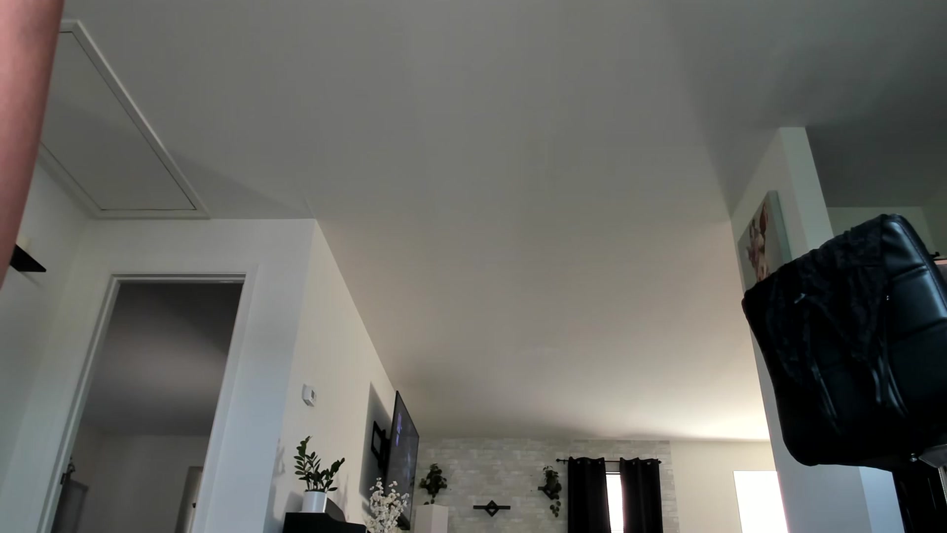 Gallery image thumbnail from Mia_Styles's myfreecams stream on, 07/21/2023, 22:59 image 18 of 20