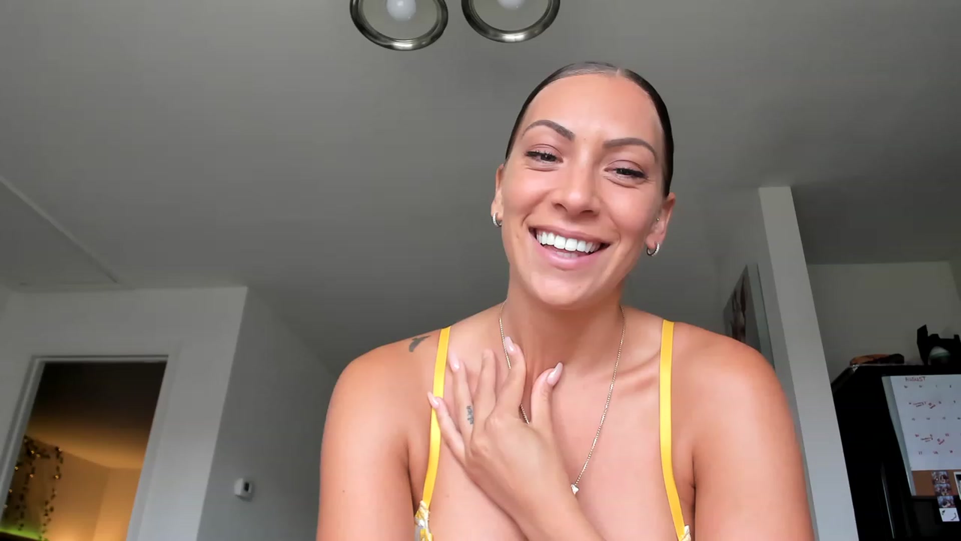 Gallery image thumbnail from Mia_Styles's myfreecams stream on, 07/31/2023, 17:44 image 4 of 20