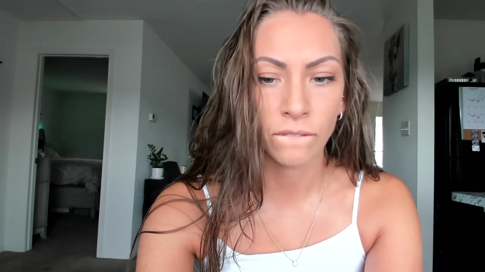 Gallery image thumbnail from Mia_Styles's myfreecams stream on, 08/03/2023, 18:25 image 2 of 20