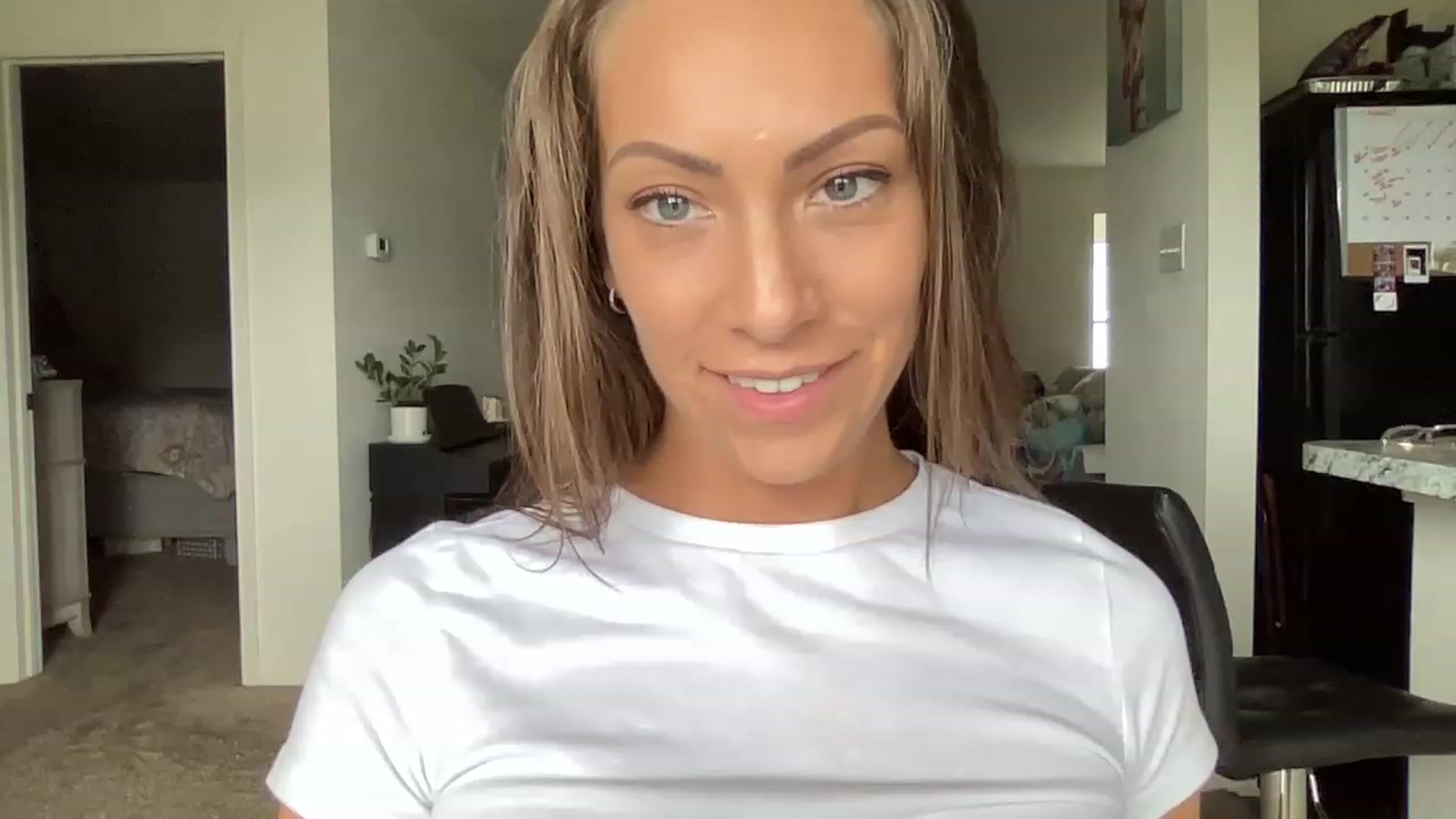 Gallery image thumbnail from Mia_Styles's myfreecams stream on, 08/06/2023, 22:34 image 10 of 20