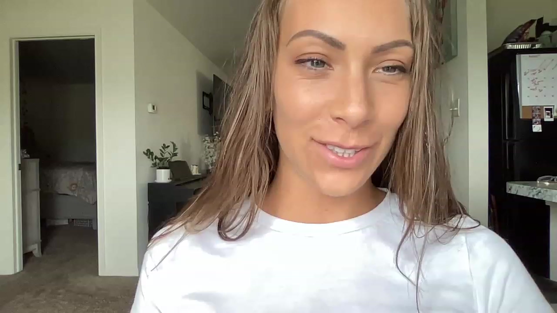 Gallery image thumbnail from Mia_Styles's myfreecams stream on, 08/06/2023, 22:34 image 5 of 20