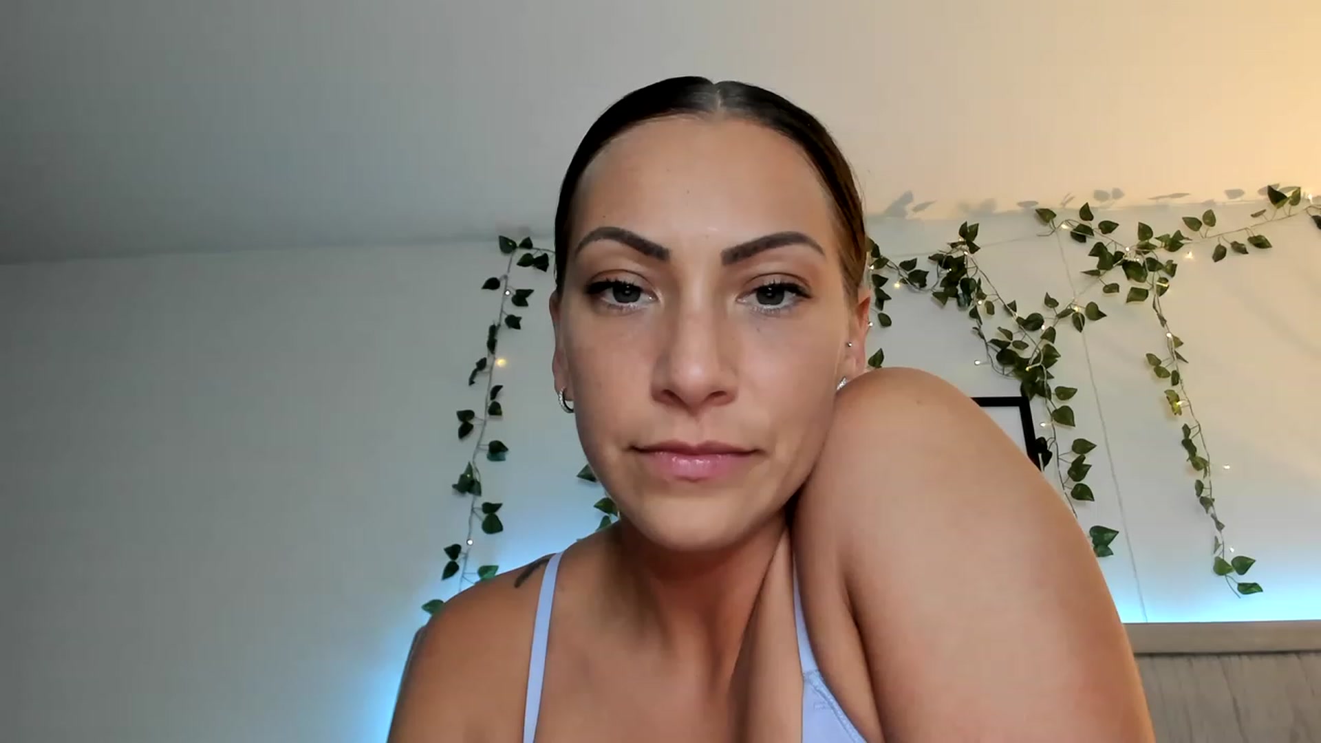 Gallery image thumbnail from Mia_Styles's myfreecams stream on, 08/15/2023, 02:31 image 9 of 20