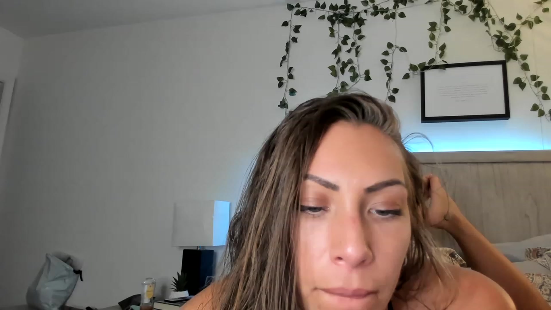 Gallery image thumbnail from Mia_Styles's myfreecams stream on, 08/20/2023, 01:18 image 8 of 20