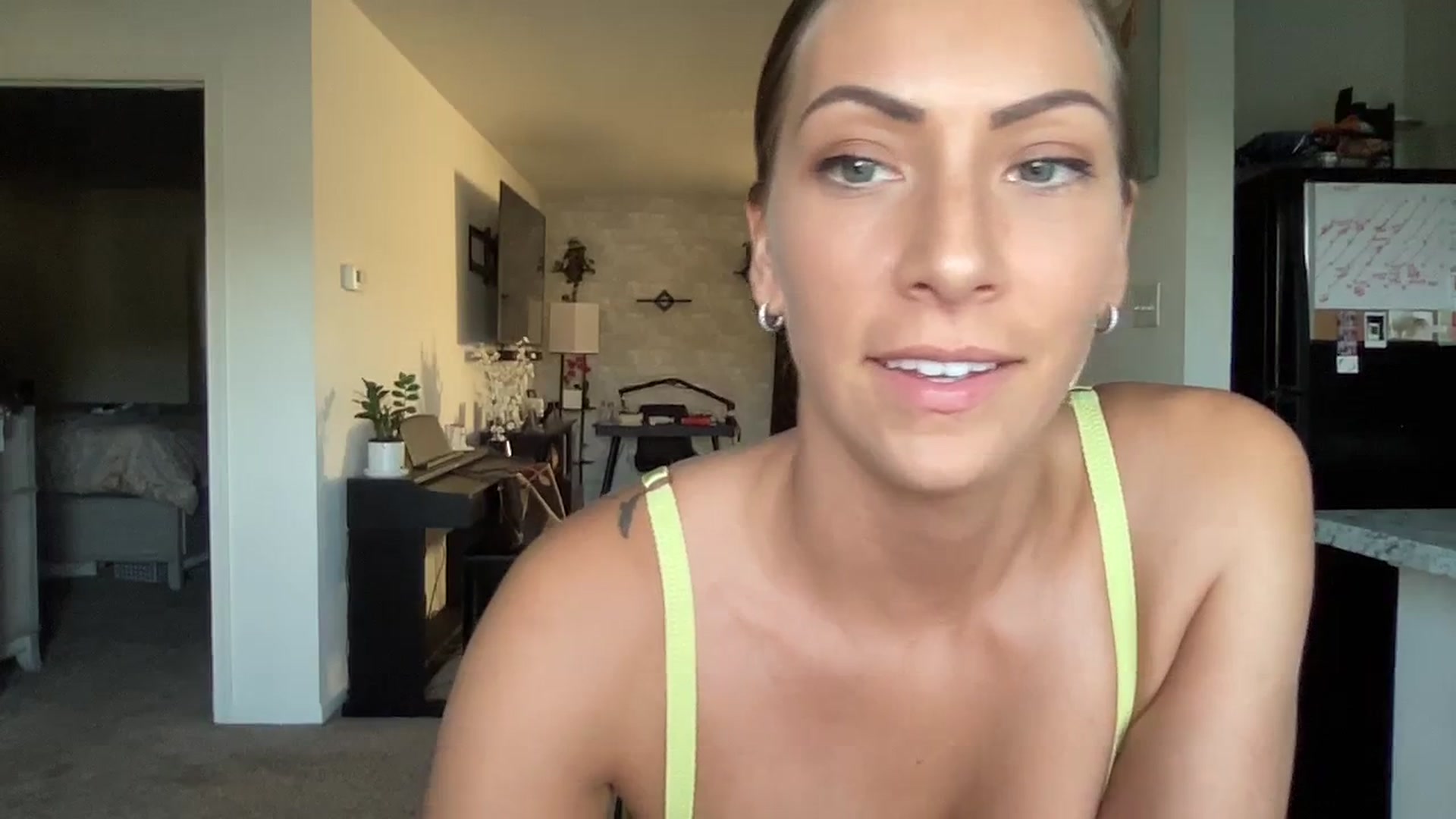 Gallery image thumbnail from Mia_Styles's myfreecams stream on, 08/22/2023, 23:17 image 12 of 20