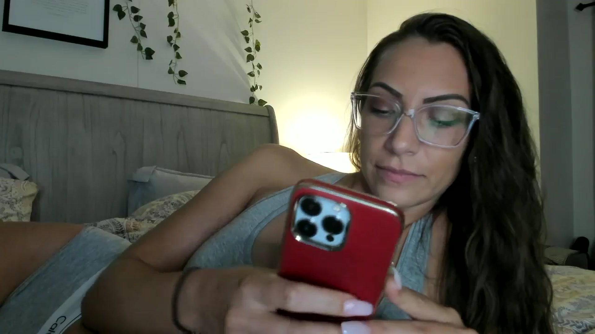 Gallery image thumbnail from Mia_Styles's myfreecams stream on, 09/25/2023, 24:43 image 16 of 20