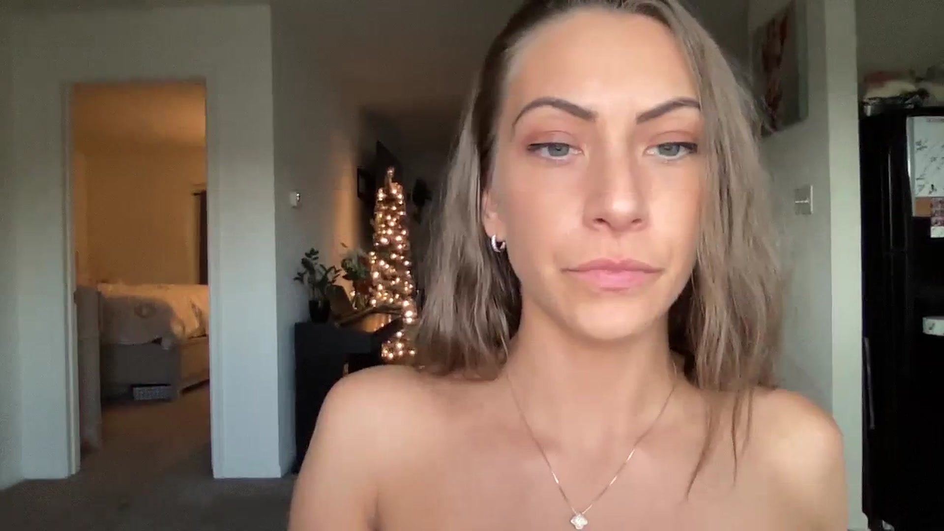 Gallery image thumbnail from Mia_Styles's myfreecams stream on, 12/31/2023, 21:28 image 8 of 20