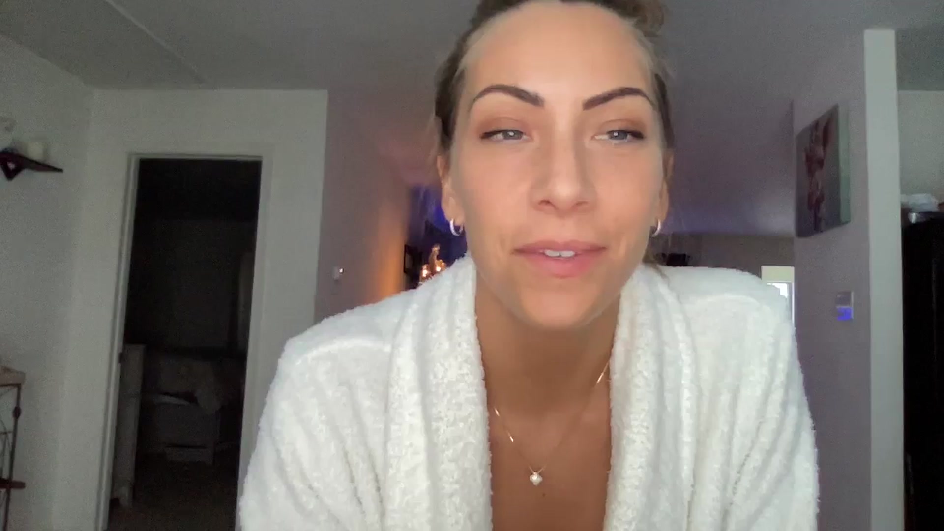 Gallery image thumbnail from Mia_Styles's myfreecams stream on, 01/06/2024, 21:36 image 6 of 20
