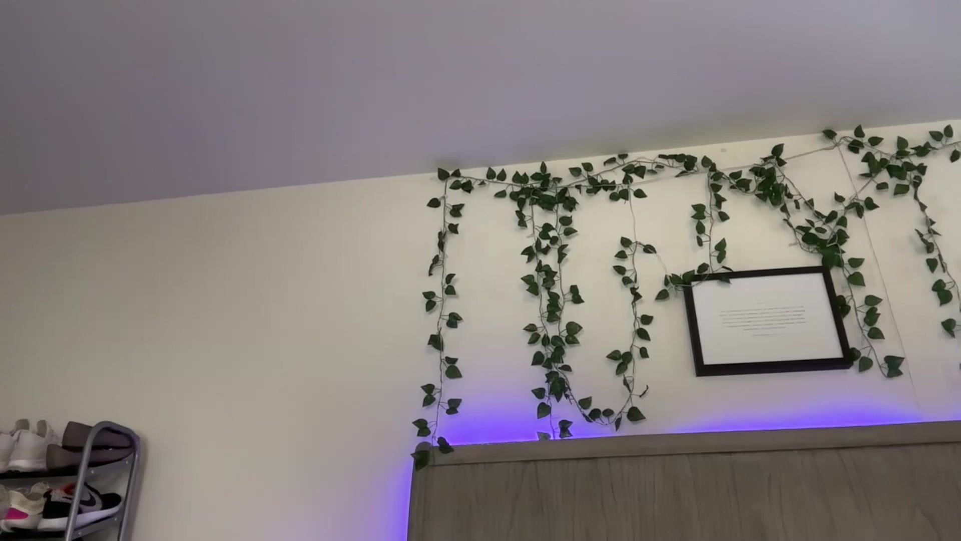 Gallery image thumbnail from Mia_Styles's myfreecams stream on, 10/23/2024, 17:38 image 2 of 20