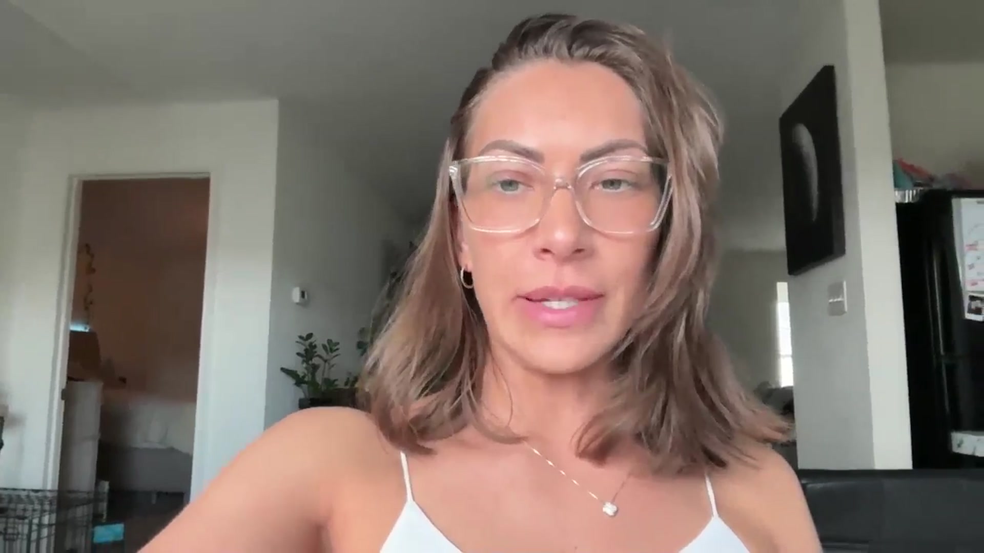Gallery image thumbnail from Mia_Styles's myfreecams stream on, 03/20/2025, 18:35 image 17 of 20