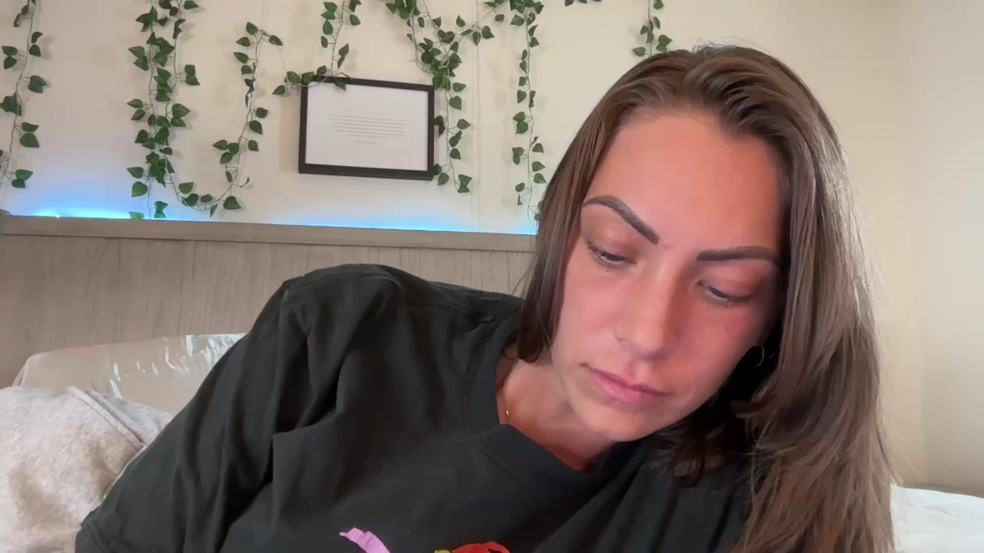 Gallery image thumbnail from Mia_Styles's myfreecams stream on, 03/31/2025, 19:07 image 13 of 20