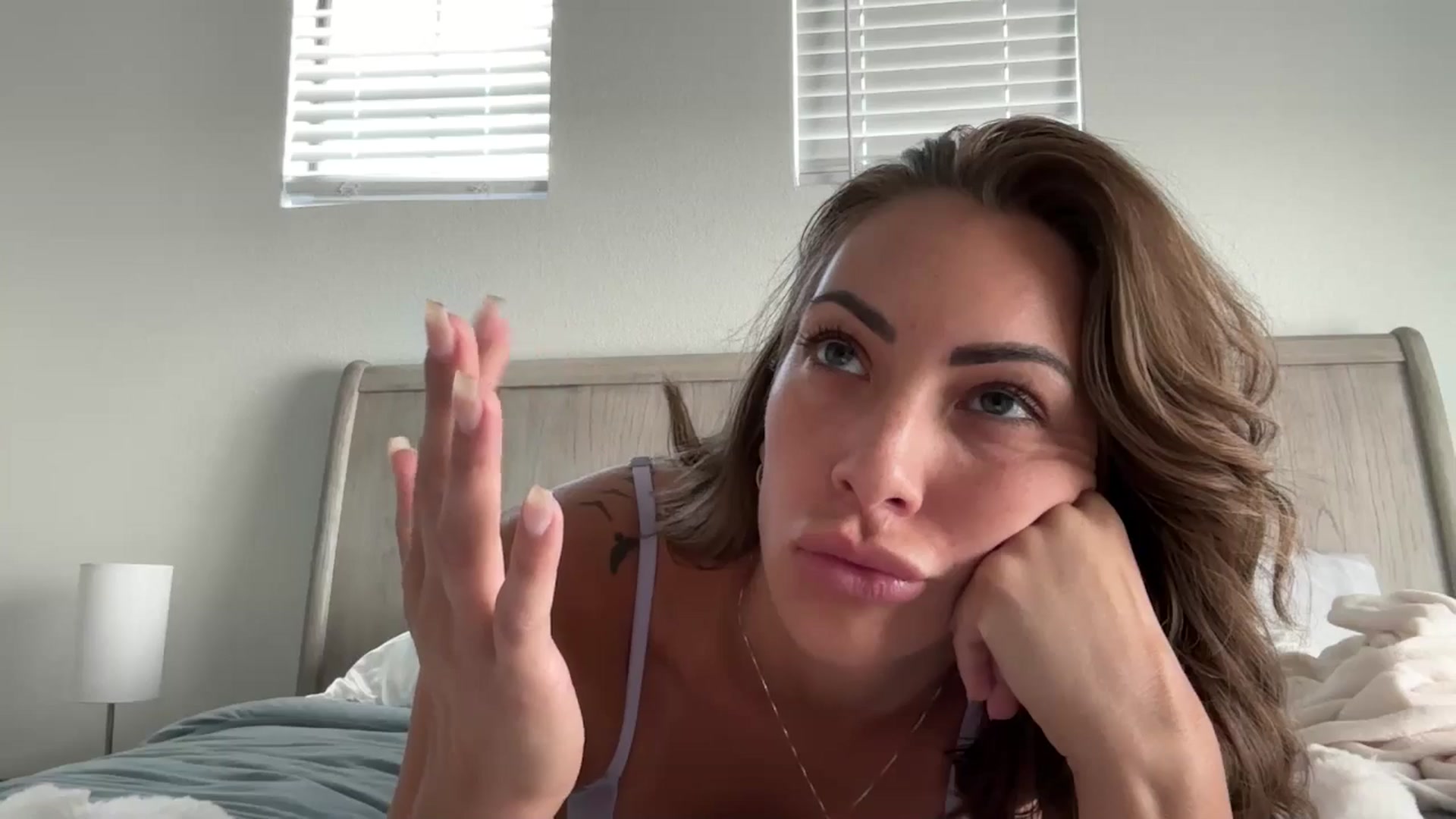 Gallery image thumbnail from Mia_Styles's myfreecams stream on, 08/19/2025, 20:25 image 16 of 20