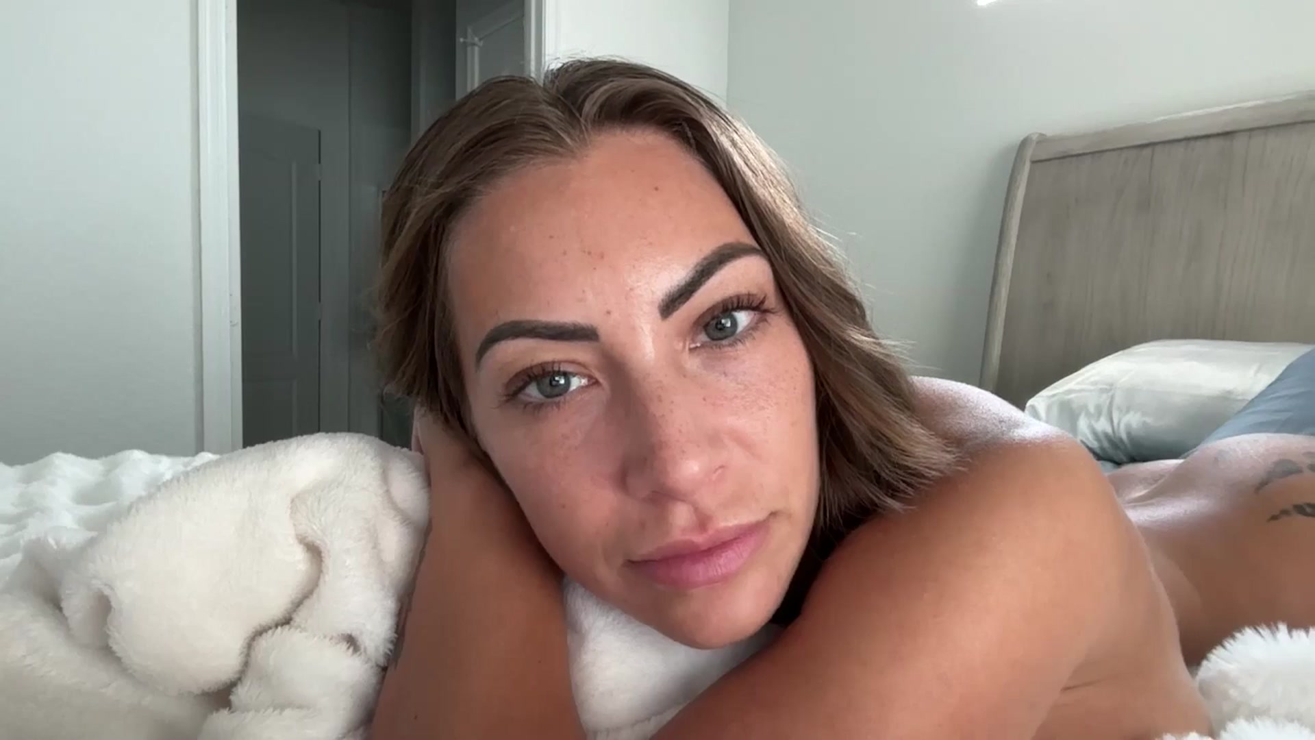 Gallery image thumbnail from Mia_Styles's myfreecams stream on, 08/24/2025, 22:44 image 13 of 20