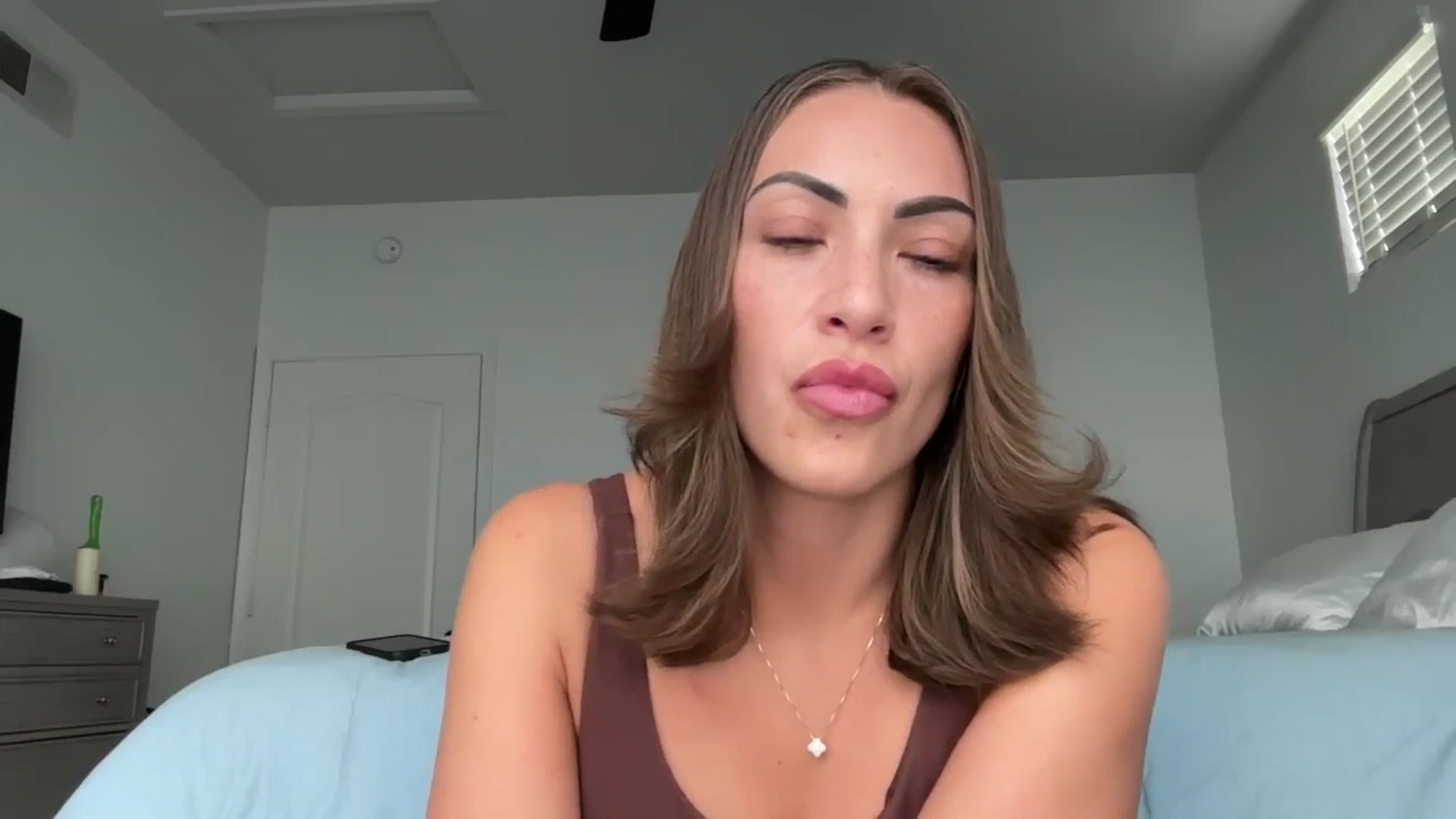 Gallery image thumbnail from Mia_Styles's myfreecams stream on, 11/27/2025, 21:32 image 16 of 20