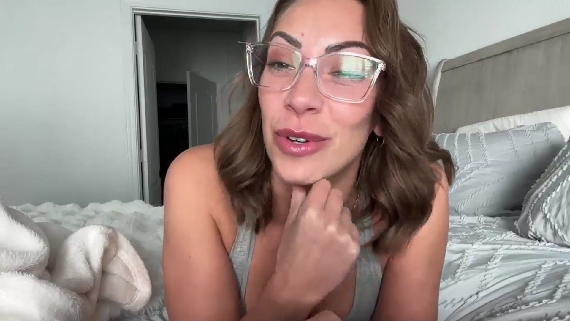 Gallery image thumbnail from Mia_Styles's myfreecams stream on, 01/31/2026, 20:38 image 19 of 20