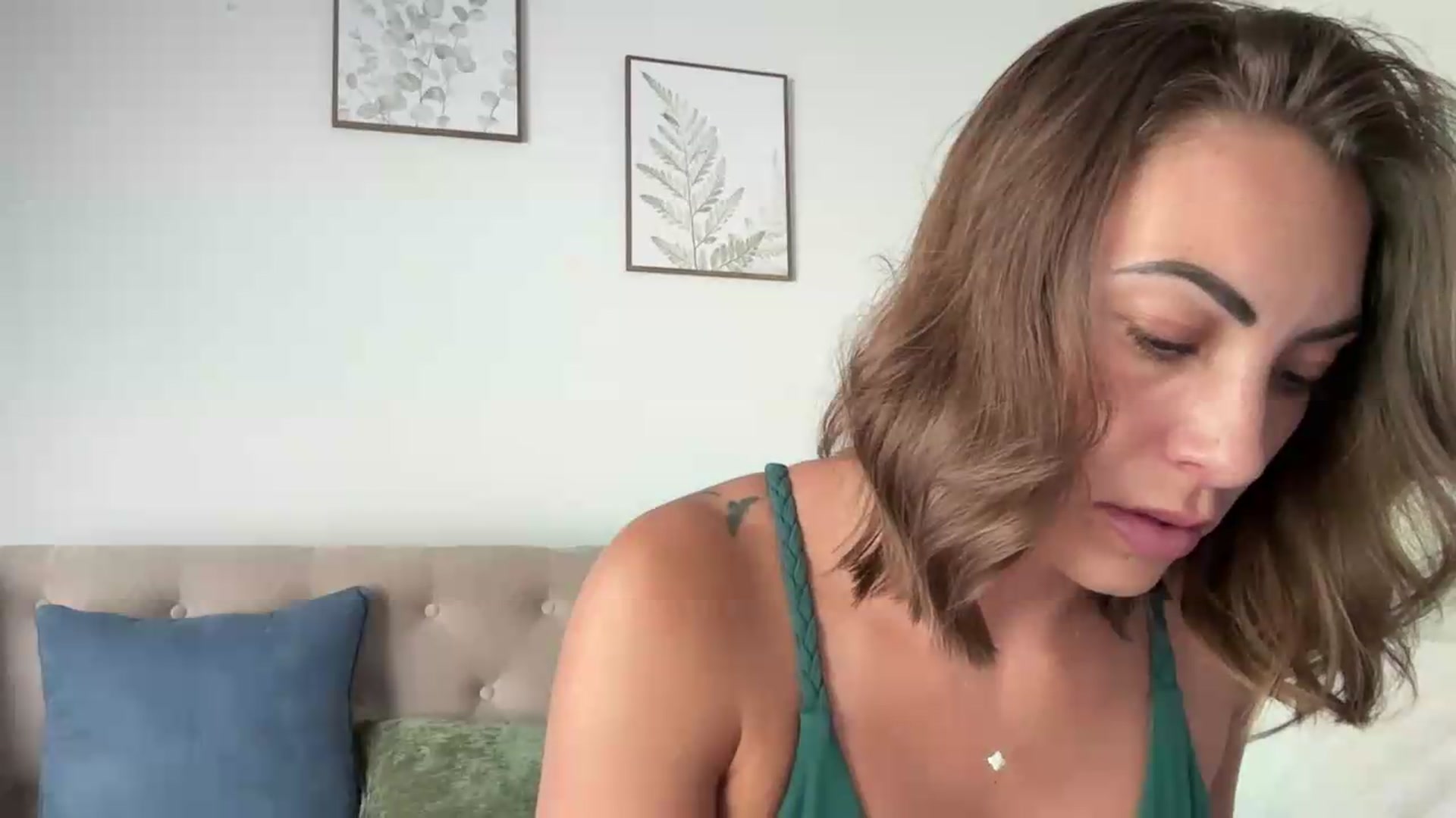 Gallery image thumbnail from Mia_Styles's myfreecams stream on, 07/09/2026, 20:23 image 19 of 20