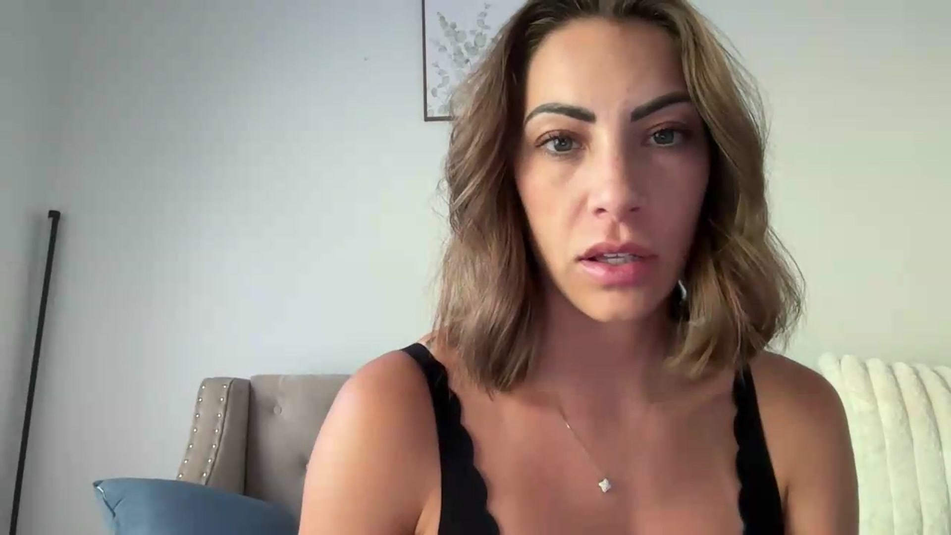 Gallery image thumbnail from Mia_Styles's myfreecams stream on, 07/22/2026, 22:56 image 17 of 20