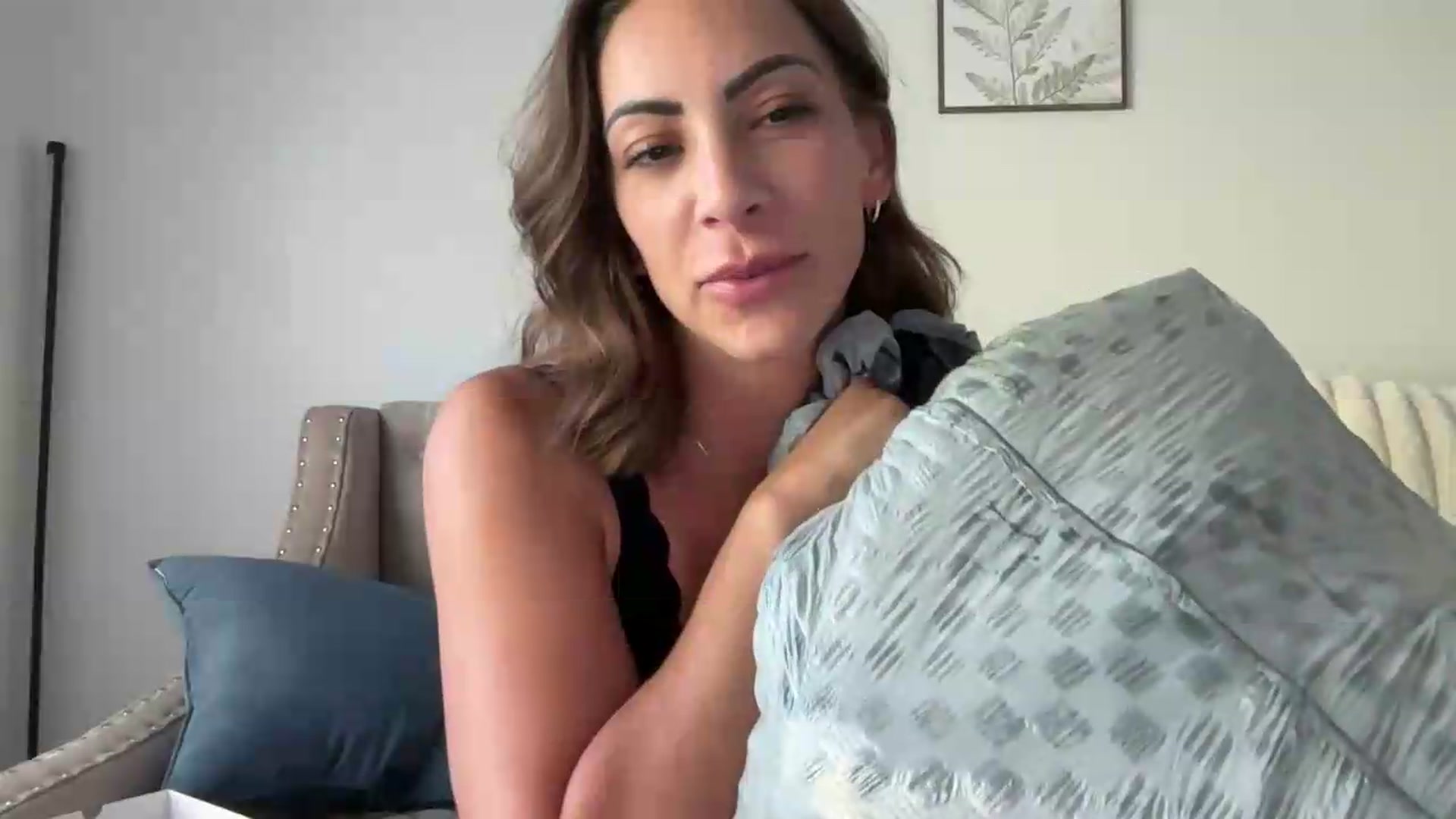 Gallery image thumbnail from Mia_Styles's myfreecams stream on, 07/22/2026, 22:56 image 19 of 20