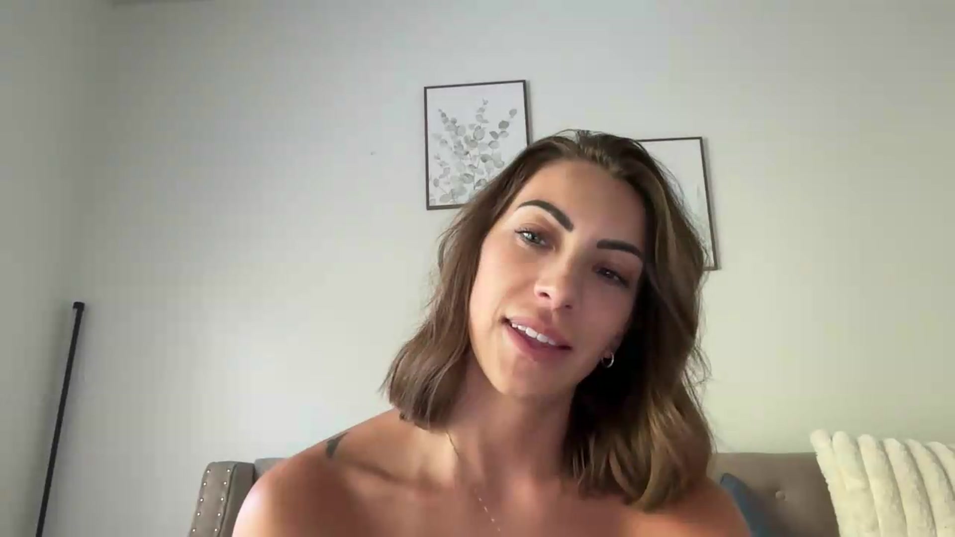 Gallery image thumbnail from Mia_Styles's myfreecams stream on, 07/22/2026, 23:44 image 7 of 20